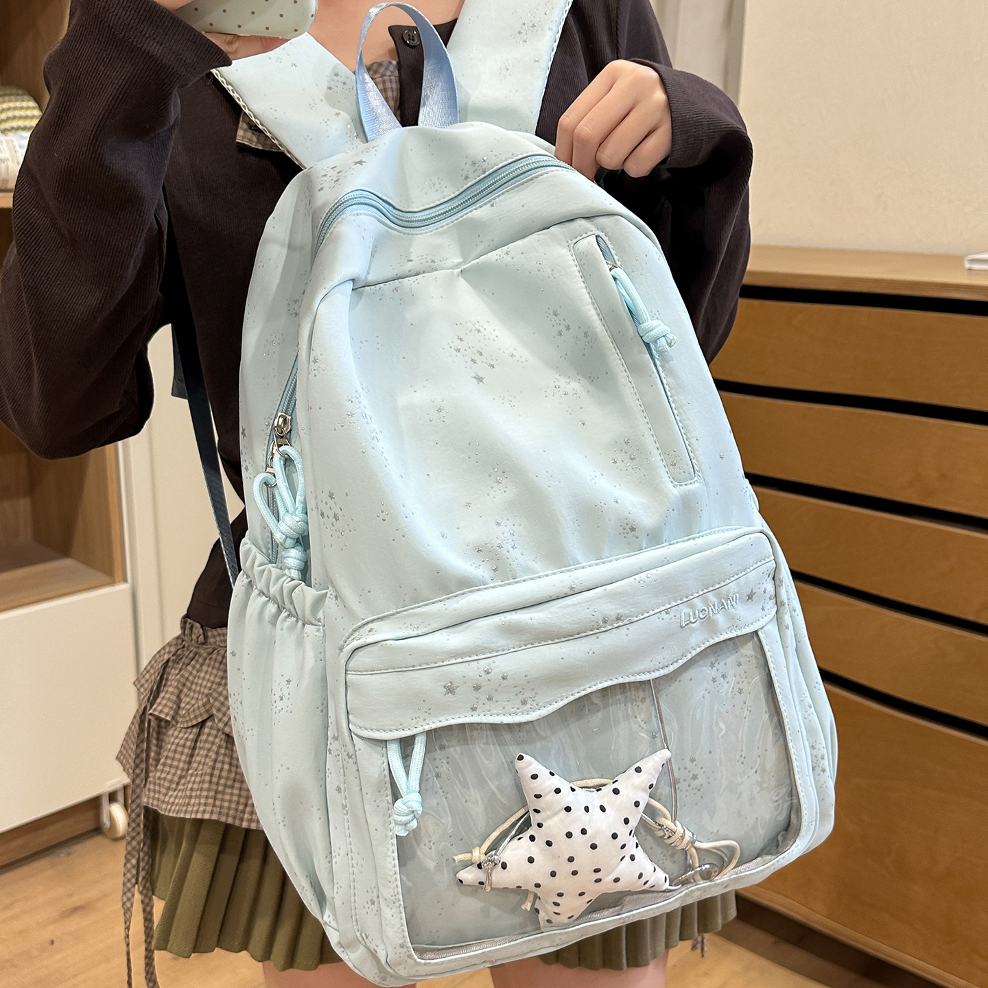 Ins-Style Backpack for Girls, Cute and Large-Capacity School Bag for Elementary and Middle School Students, Lightweight and Stylish