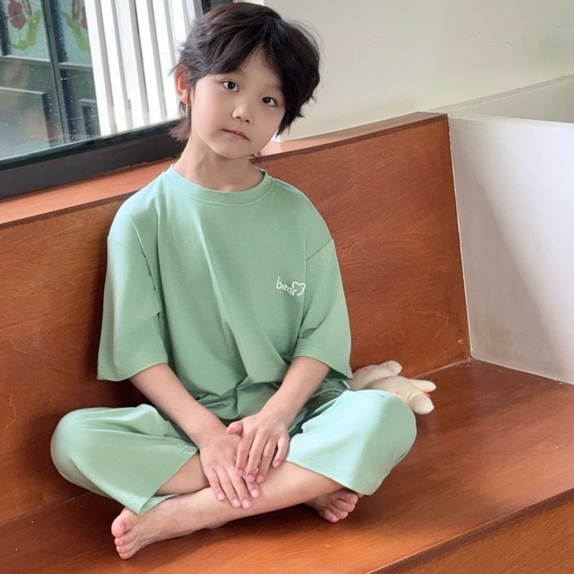 Pijamas para niños, pantalones cortos para niños y niñas delgados de verano, seda de hielo, aire acondicionado para padres e hijos, ropa para el hogar, trajes para niños grandes