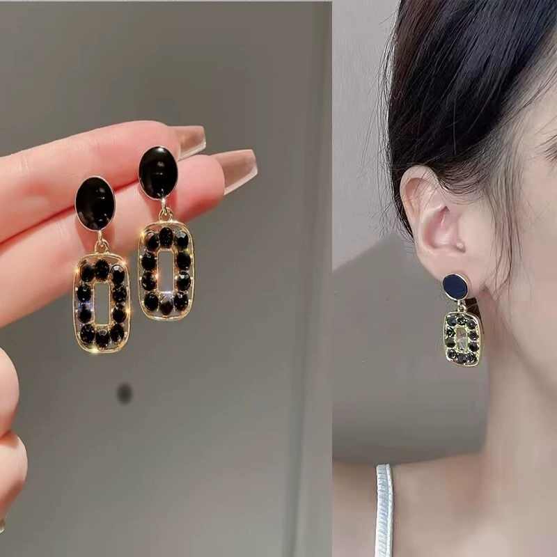 Серьги асимметричные с кисточкой, 925 серебро, игла, корейский стиль элегантный минимализм