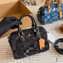 �W�R������ư���Rowan���㲨ʿ�D���^���μ�����б�����ƤŮ��