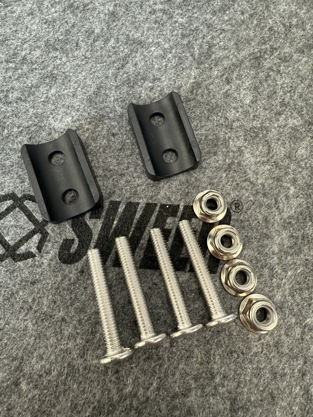 Universal Motorcycle Tail Box Buckle Aluminum Alloy Bottom Screw Kit Tail Box Accessories Kit Brand New Motorcycle Tail Box Accessories Kit