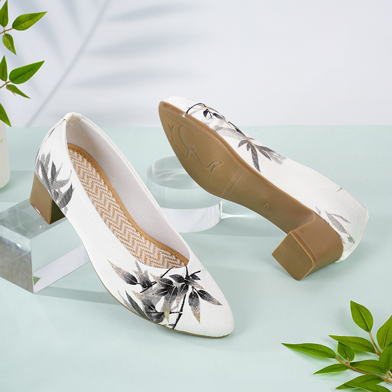 Cheongsam Shoes 2024 New Ethnic Style Embroidered Shoes Flats One-Leg High Heels New Chinese Style 7527-26