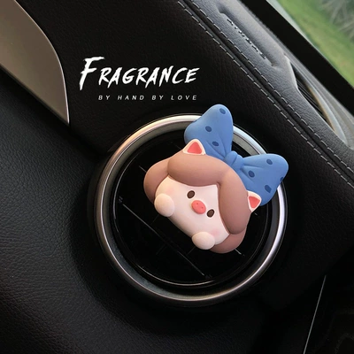 Retro pig Princess car aromatherapy car air outlet perfume decoration fragrance Stone car interior decoration accessories ladies (Car Perfume Aromatherapy) - polka-dot-pig-princess