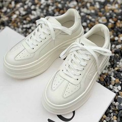 无标~东莞厚街产系带运动休闲鞋舒适百搭6cm厚底增高简约小白鞋女