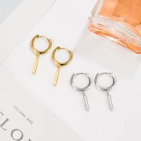 Маленькие серебряные серьги, женские серьги с одним словом, женские новые модные серьги 2022 года, высокое чувство ниши, дизайн, холодный ветер