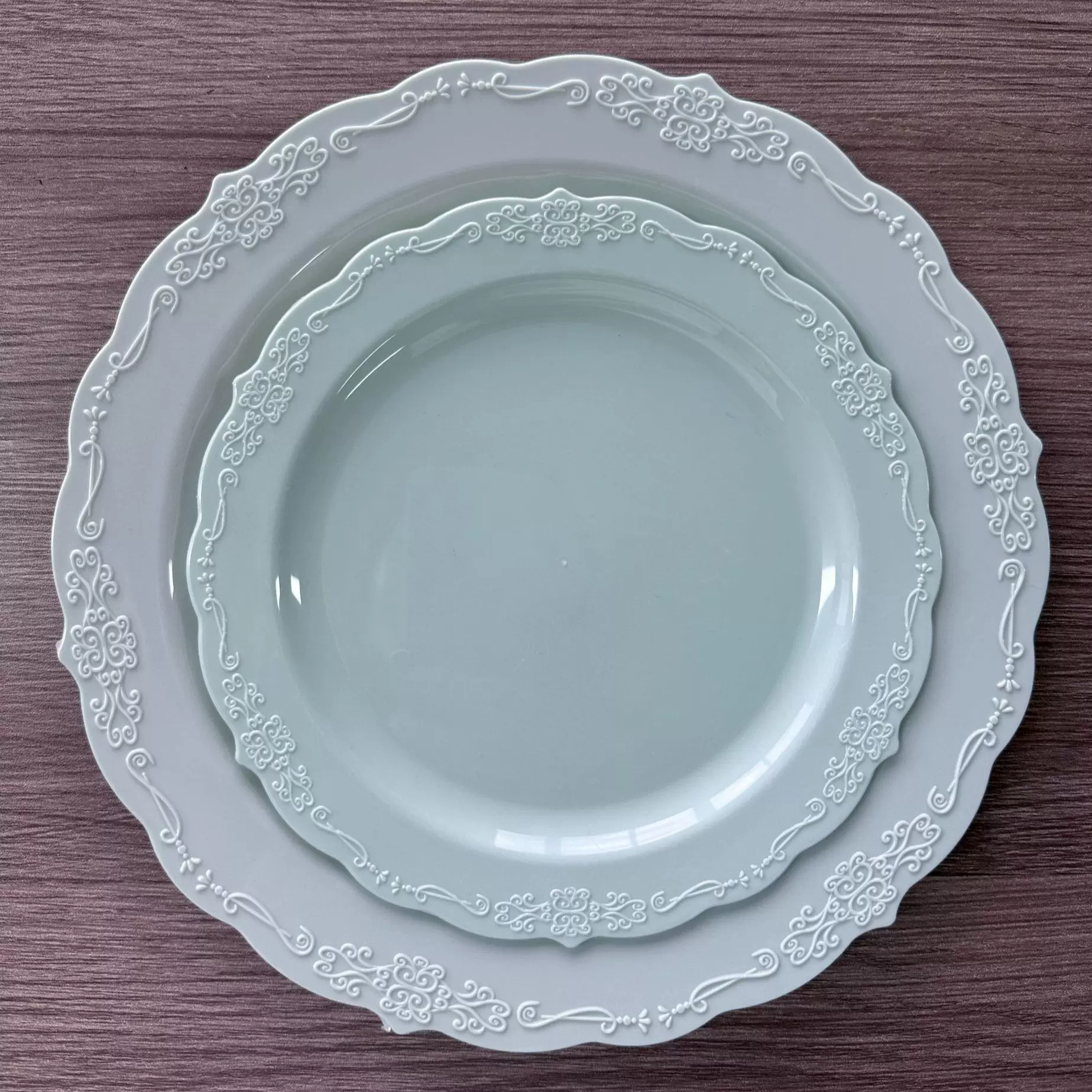 一次性PS塑料盘餐盘浮雕彩色Plastic Plates圆盘欧式仿瓷餐具套装