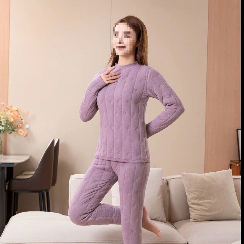 Northern Thick Wool Self-Heating Thermal Underwear, Four-Layer Fleece-Lined and Thickened Cotton Clothing and Pants, Mid-High Collar, Couple's Winter Set Northern Thick Wool Self-Heating Thermal Underwear, Four-Layer Fleece-Lined and Thickened Cotton Clothing and Pants, Mid-High Collar, Couple's Winter Set
