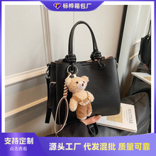 跨境春夏热卖简约纯色手提水桶包包女式通勤气质休闲单肩斜挎包
