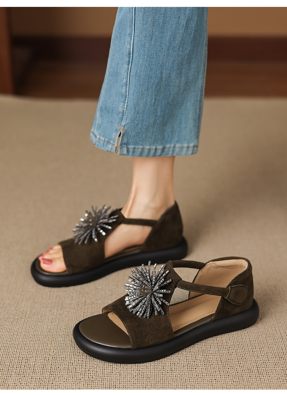 Sandal hở mũi nữ đế dày da cừu đính đá pháo hoa — màu xanh đậm chi tiết 7