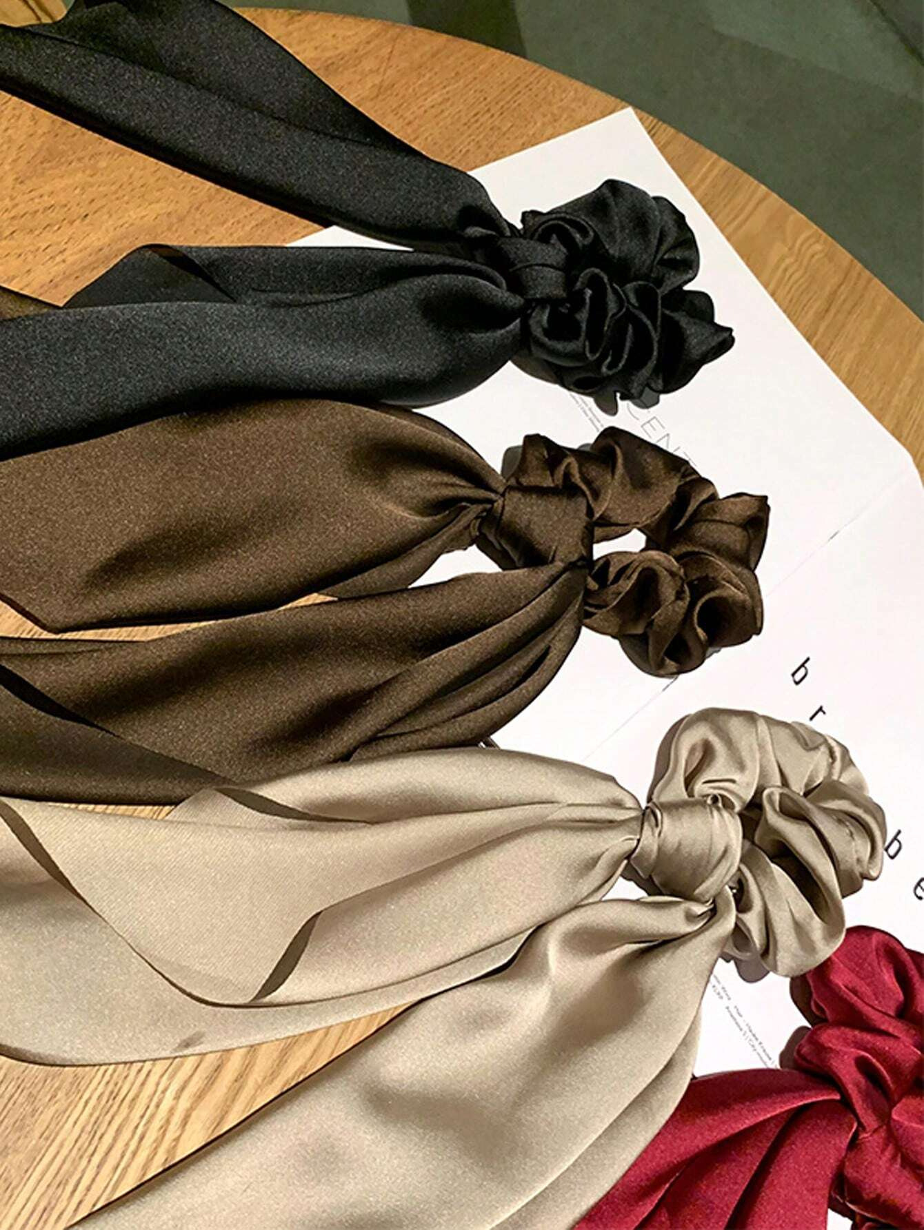 20g Weight Hair Tie Hair Accessories Type 1 Piece Quantity Casual, Holiday, Daily Occasion Cloth Material Solid Color Pattern All Seasons Season Women's Gender Elegant, Cute, Simple Style, Classic Style, New Style Style Elegant Cute Simple Style Women's Solid Color Cloth Hair Tie 1
