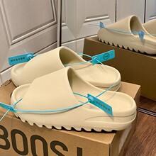 ����yeezyҬ����Ь��Ů�����ļ��⴩����2025�¿��ʺ��һ����