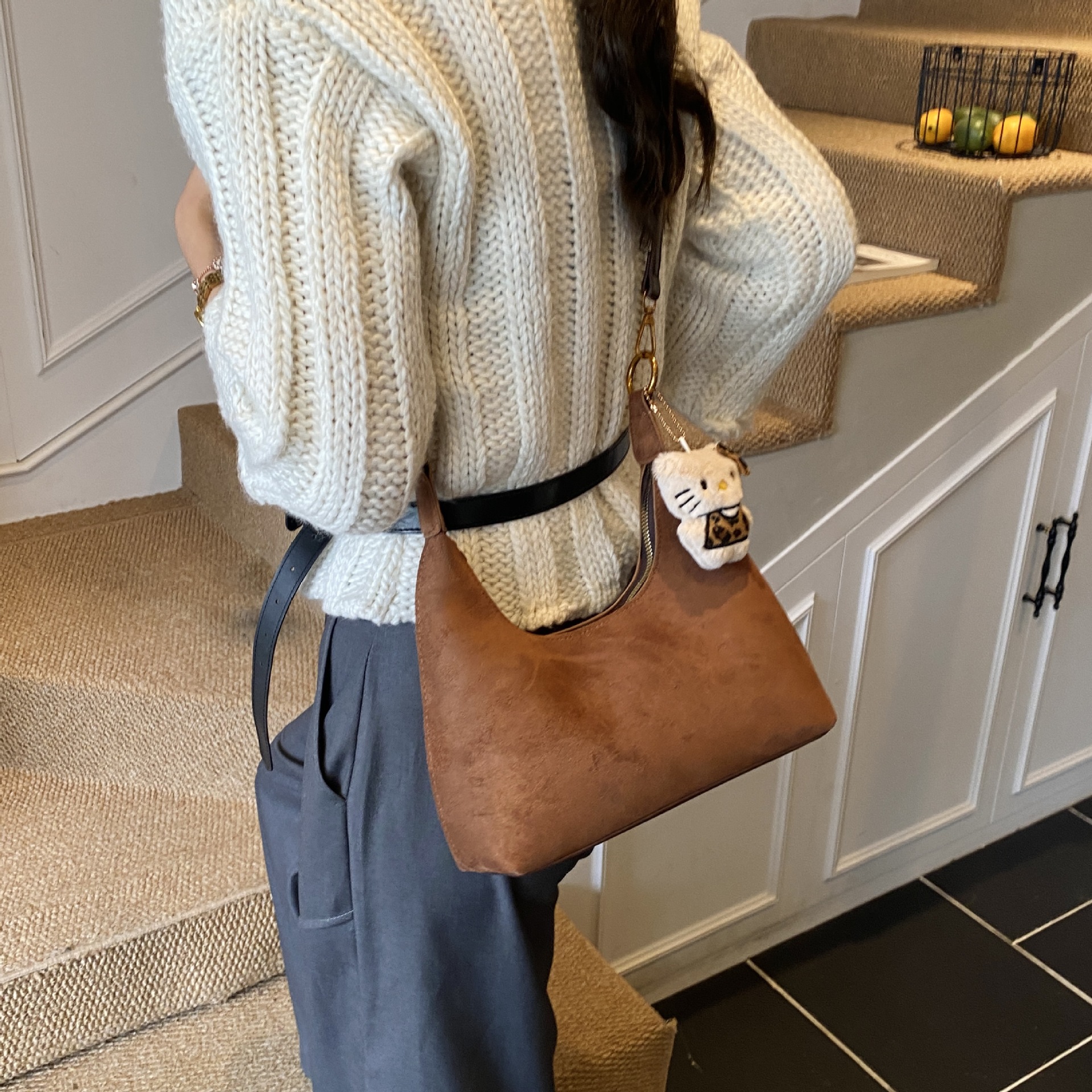 Alta sensación retro bolso de mano de mujer 2025 nuevo hombro mochila de textura esmolada bolso de bolsillo