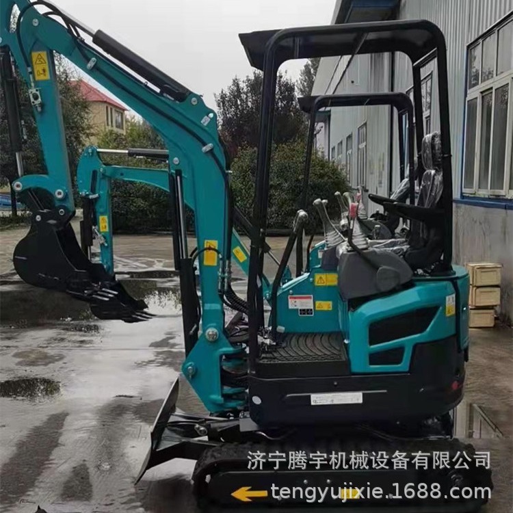 TY-10小型履带式挖掘机 多功能小型微挖机破碎配破碎锤的小挖机价