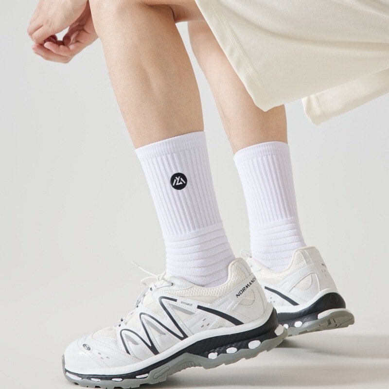 Socks Men's Pure Color Embroidered Logo Mid-Calf Socks Towel Bottom Sports Running Basketball Socks Teenagers Sweat-Absorbent Breathable Stockings