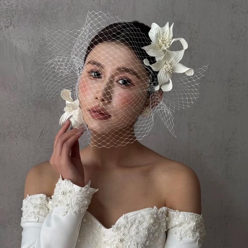 New French-Style Vintage Three-Dimensional Floral Mesh Veil Hair Accessory for Fairy-Like Outdoor Travel Photography, Handmade Bridal Headpiece