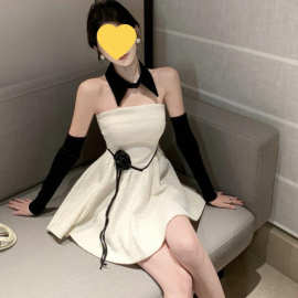 精致小香风鱼骨抹胸短裙花朵绑带连衣裙配袖套时尚小个子宴会礼服
