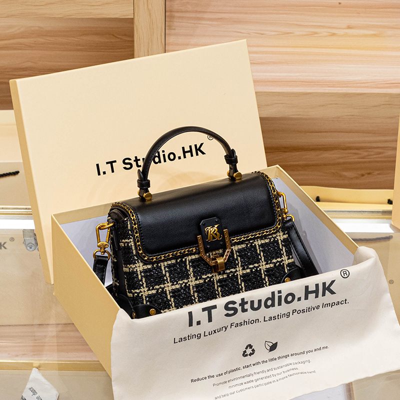 Túi xách tay da thật họa tiết houndstooth cổ điển phong cách Chanel, quai đeo chéo — Màu đen