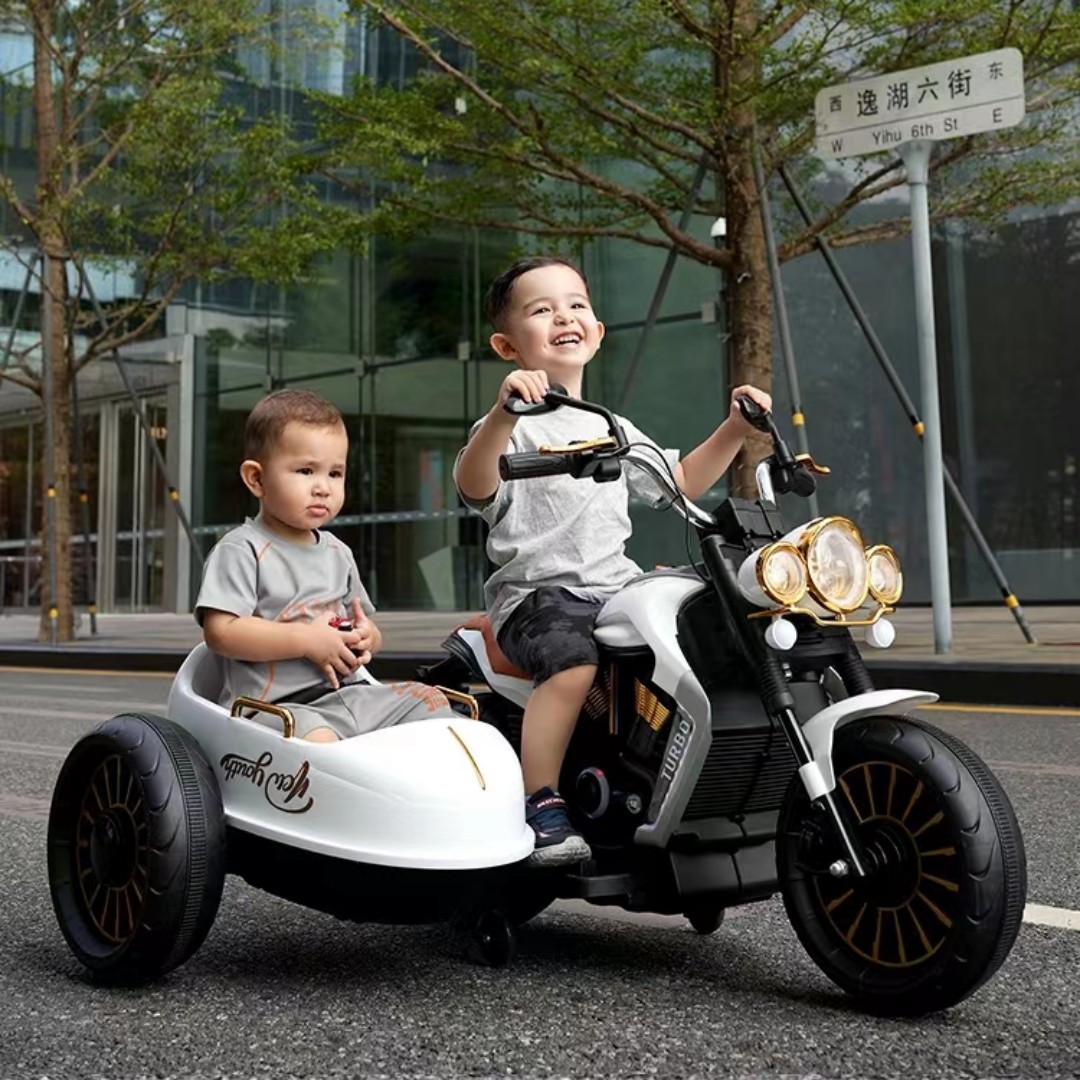 新款儿童电动摩托车儿童三轮车大号宝宝双人可坐玩具童车双胞胎车