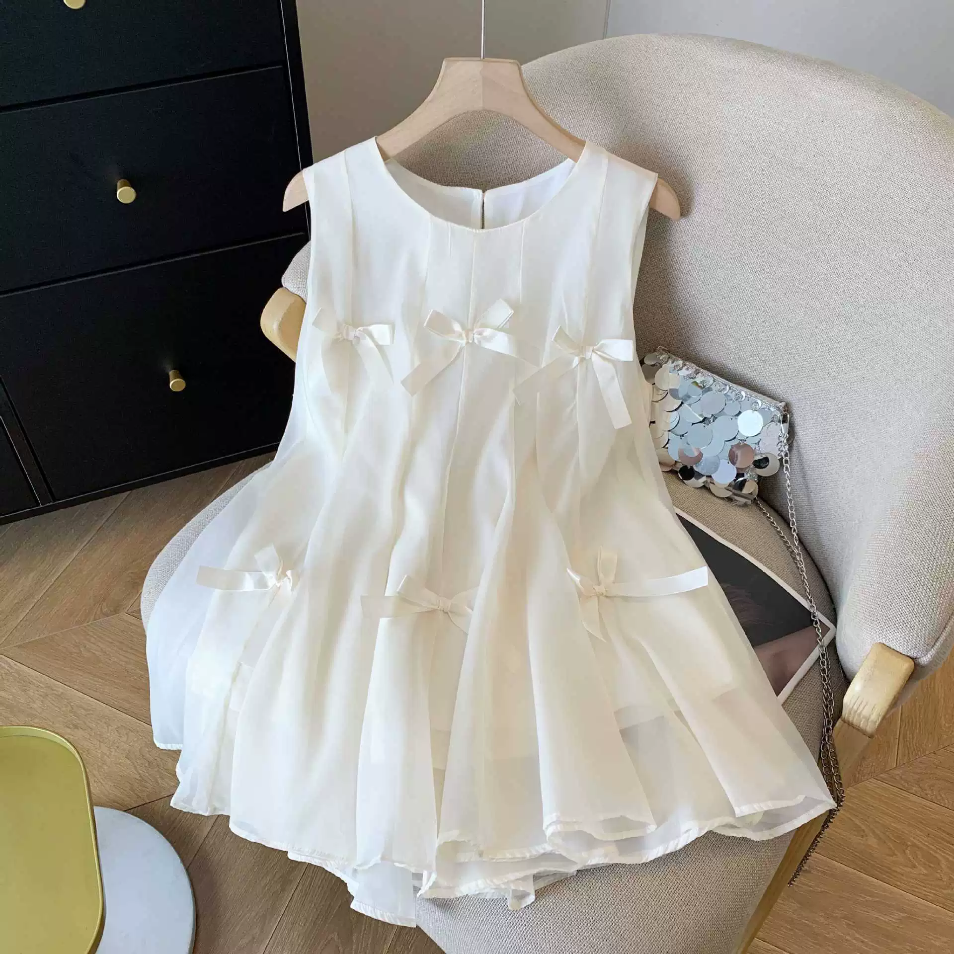 Реальный снимок супер-сказочного плиссированного жилета-рубашки с бантом для женщин, летний стиль, юбка-рубашка, закрывающая живот, кукольная рубашка, французский топ без рукавов