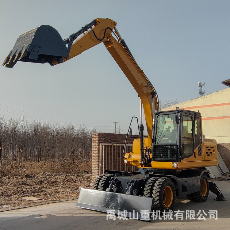 海南供应180轮式挖掘机 配置高价格低 出口品质 山东源头实力工厂