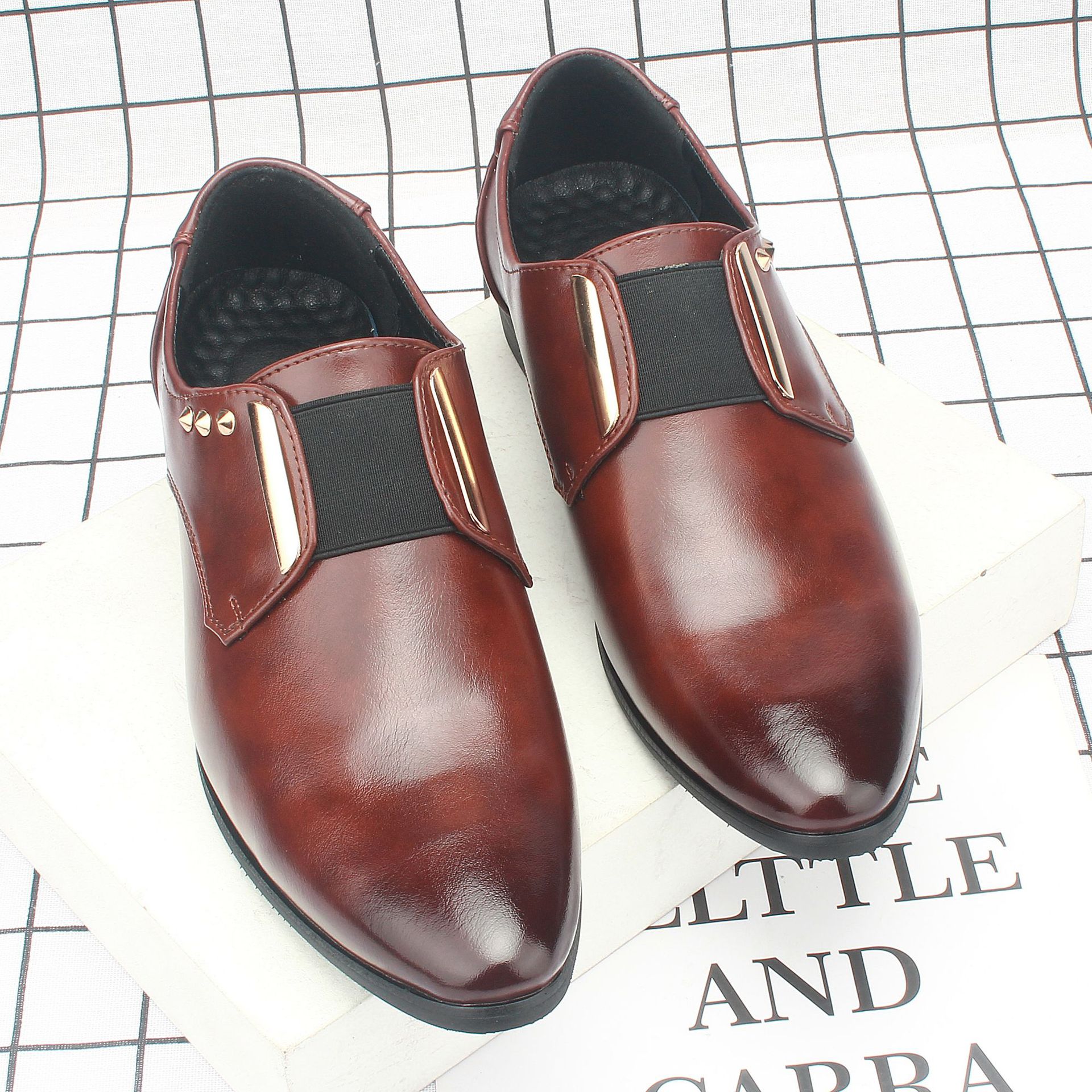 2022�¿���ʿƤЬ�к��涬�����д������߼�ͷ������װ��Ь1132