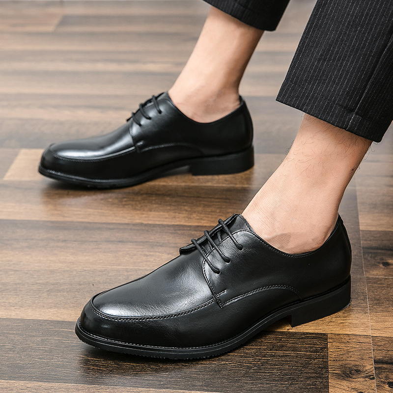 Zapatos de cuero de negocios para hombres primavera y otoño coreanos zapatos de moda de punta novio zapatos de derby