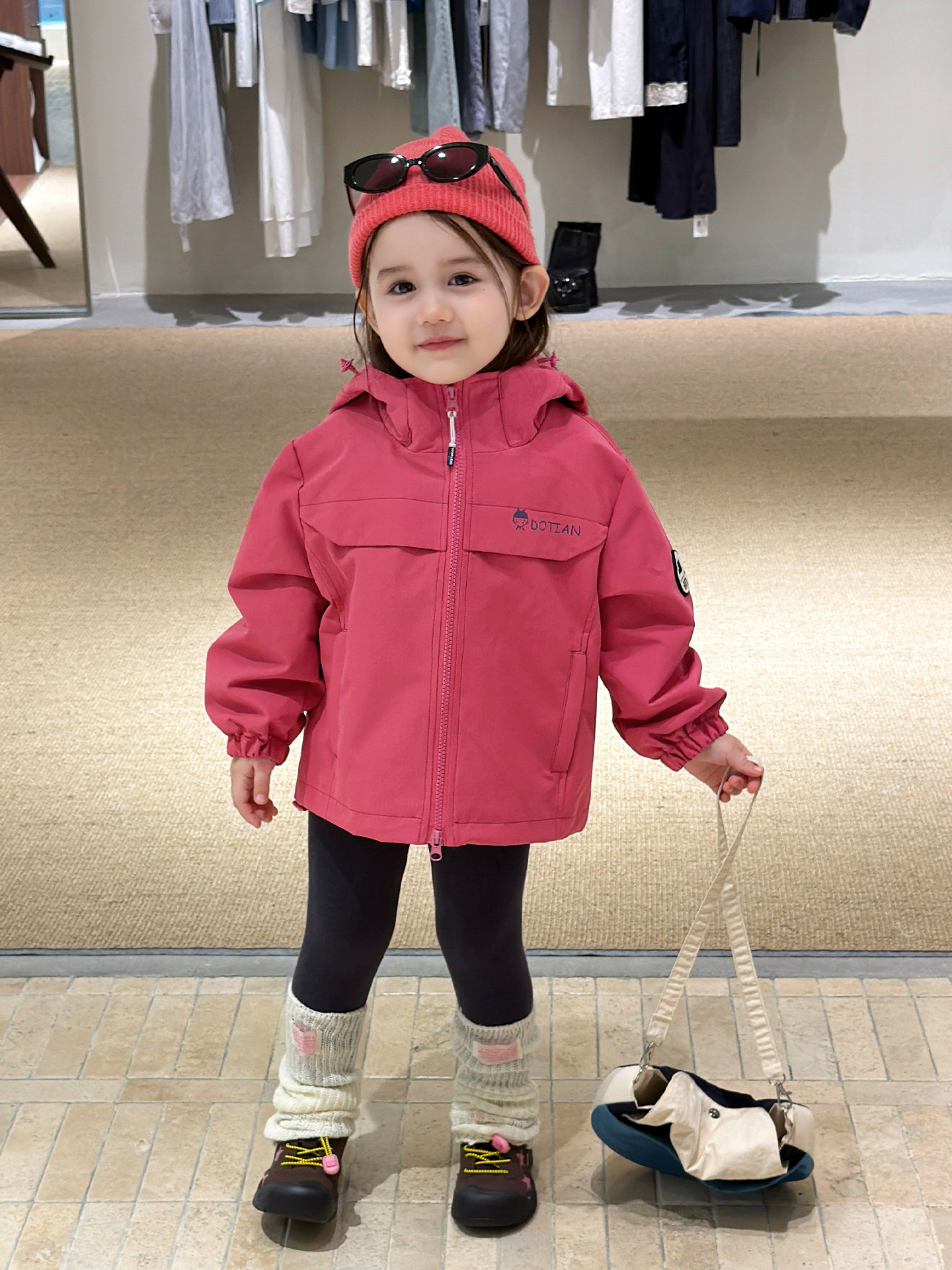 Demi-season children's jacket