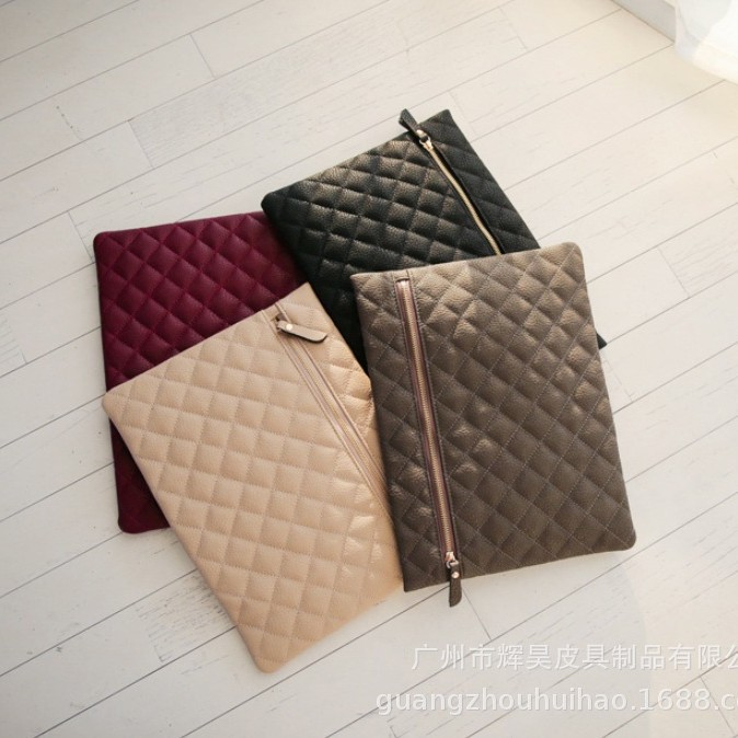 韩国热销超薄仿皮绣花手拿包手抓包女 时尚小香风菱格手拿女包