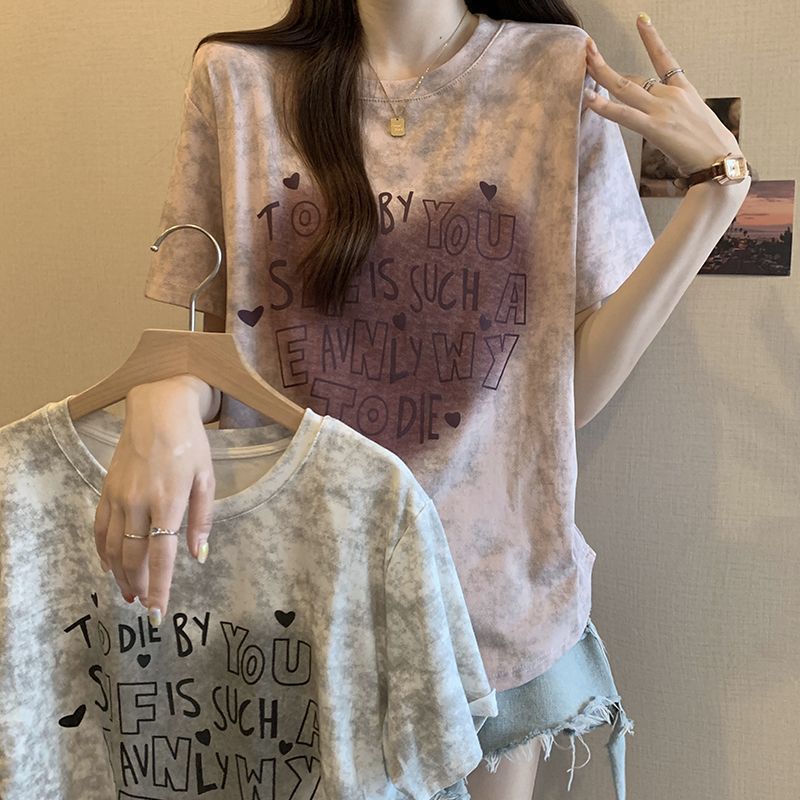 Camiseta de manga corta plisada con estampado de amor de talla grande para mujer 2024 verano nuevo estilo suelto y delgado top de mm para mujer