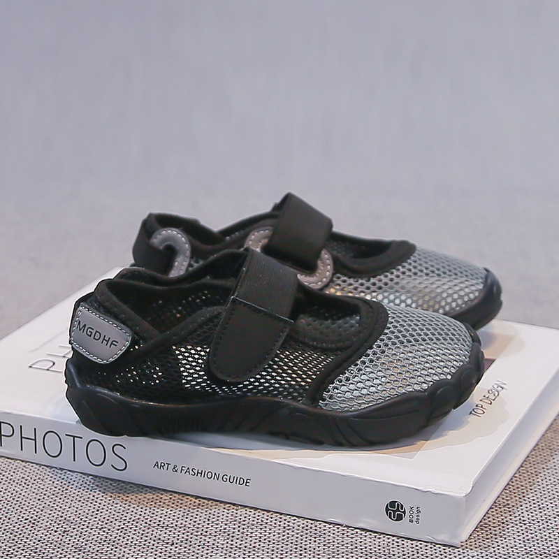 Zapatos de playa de moda para niñas versátiles 2026 verano nuevos zapatos de retroceso antideslizantes para niños sandalias al aire libre para niños zapatos individuales image 8