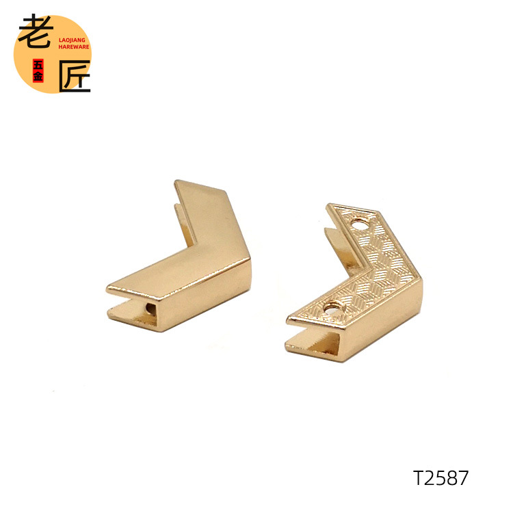 厂家现货包包五金V形尾夹压铸 包边皮料边条合金封边尾扣金属夹边