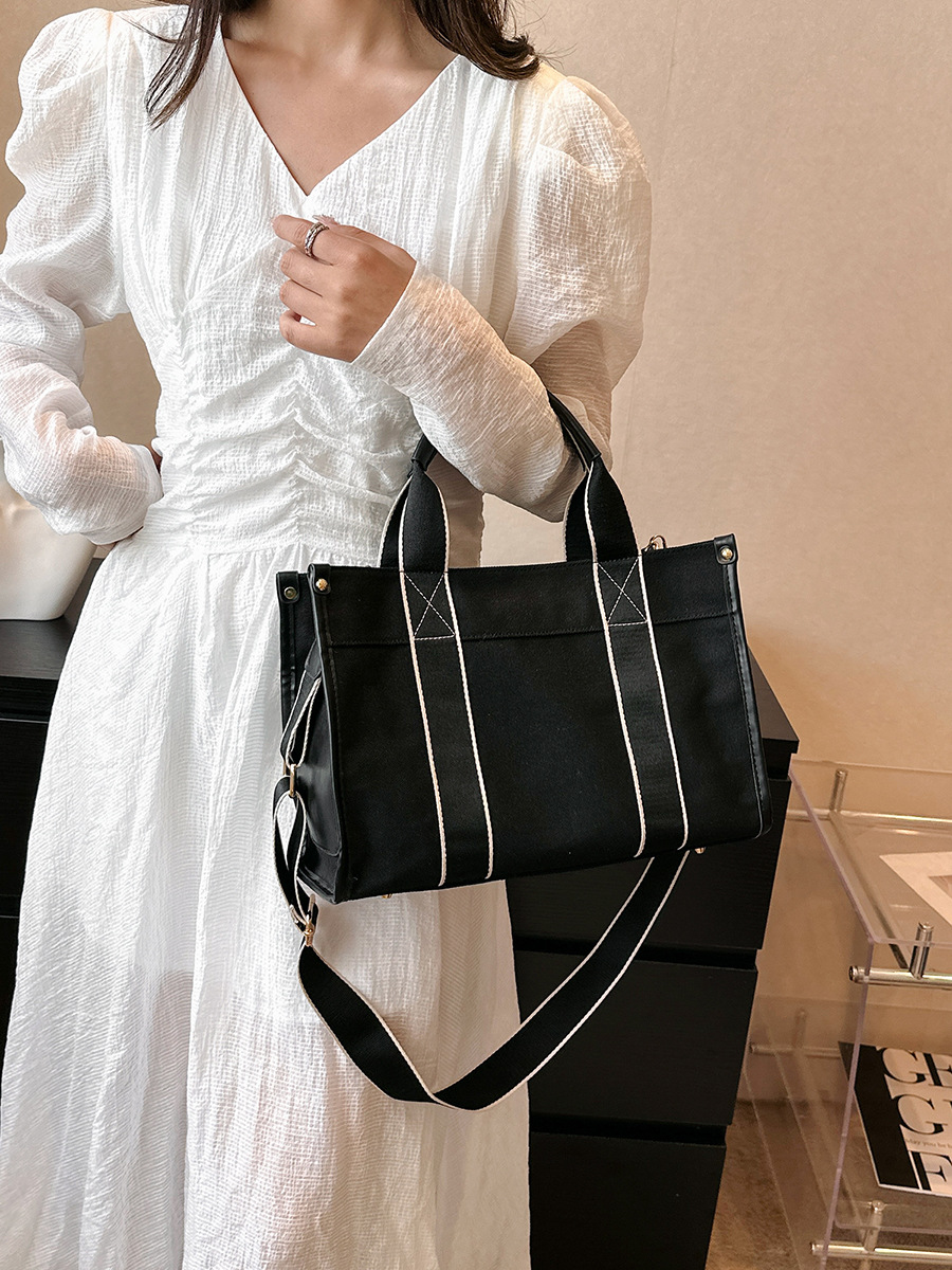 Bolso de lona de gran capacidad para mujer 2024 nuevo estilo coreano simple bolso de mensajero de un solo hombro bolso de viaje casual