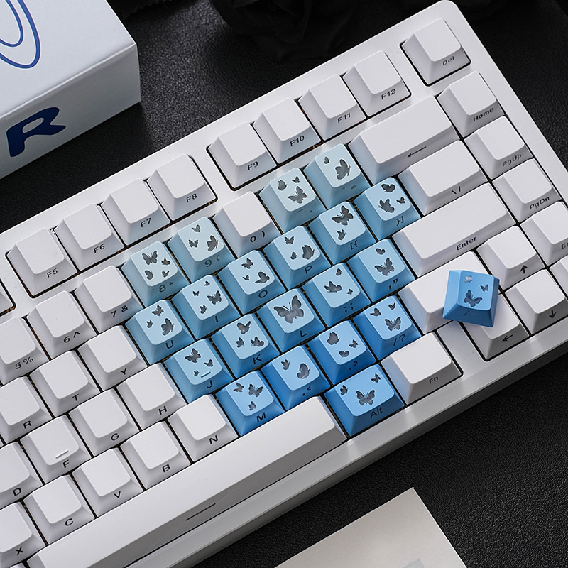 Gradient butterfly heart side-engraved keycaps for boys and girls, original factory height compatible with 60/68/87/98/99/104/108 Gradient butterfly heart side-engraved keycaps for boys and girls, original factory height compatible with 60/68/87/98/99/104/108