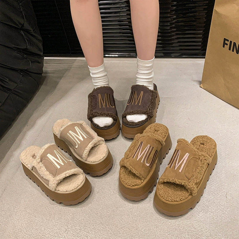 Толстая подошва увеличила шерстяные тапочки женская мода 2024 новый осенний и зимний сетчатый красный премиум смысл хлопчатобумажные тапочки