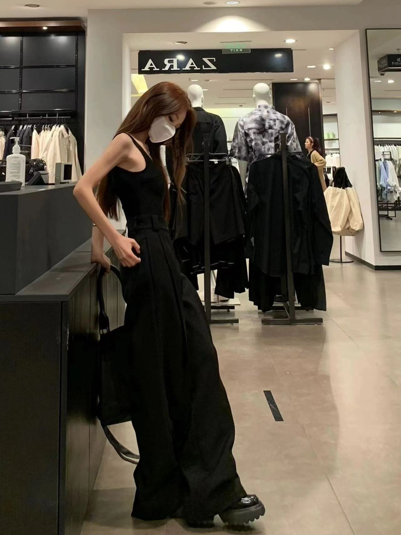 낮은 칼라 섹시한 큰 U 자형 등이없는 작은 캐미솔 여성의 뷰티 백 브라 통합 베이스 가슴 패드 내부 탑