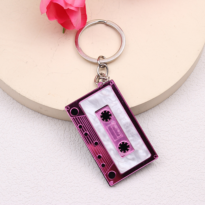 Geometric Keychain Black