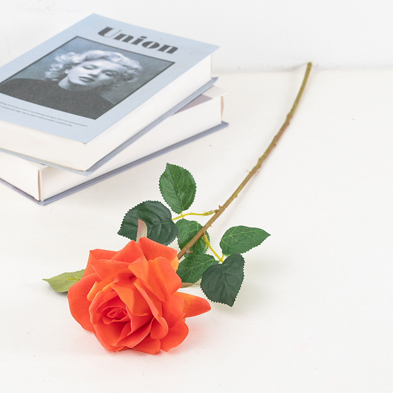 仿真花手感保湿玫瑰大角玫假花仿真玫瑰家居婚礼装饰情人节玫瑰