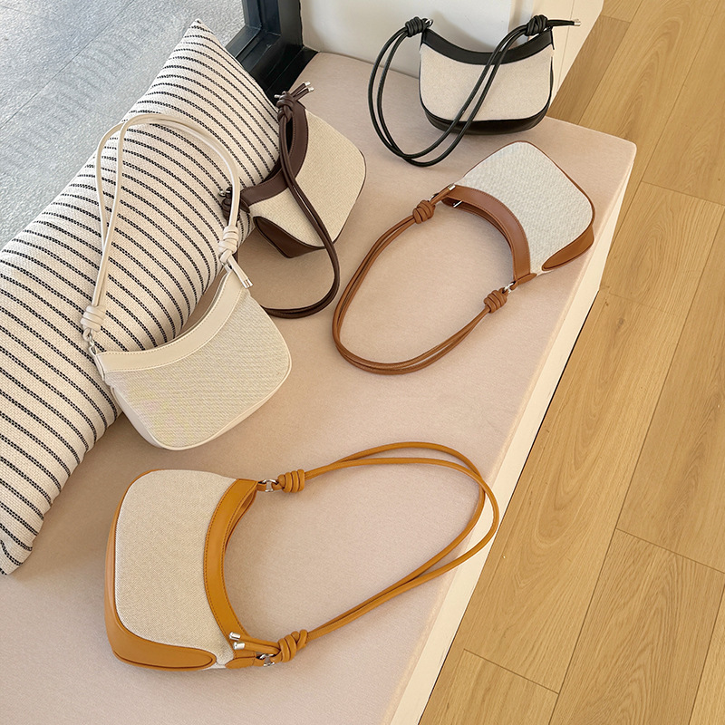 Kiçik kvadrat qadın çantası, çiyin və çarpaz asmalı, rəngli