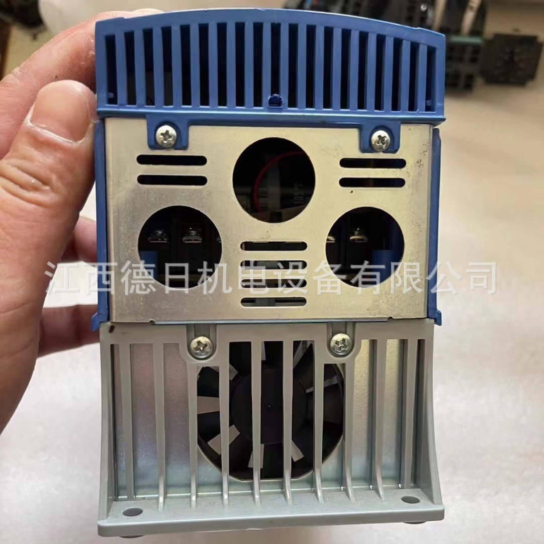 ESV112N04TXB-CC 全新Lenze伦茨9400系列变频器现货供应  议价