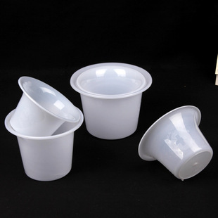 Medical Spittoon White Plastic Urinal with Scale Chamber Pot Toilet Urine Bucket Sanitary Bucket Trash Can