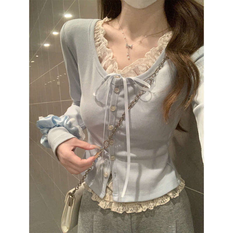 Lace Splicing Sweet Fake Two-Piece Long-Sleeved T-Shirt for Women in Autum Korean Style Pure Desire Single-Breasted Design Top