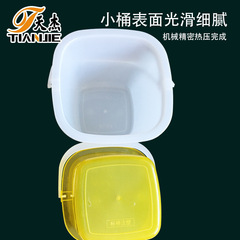 Paint bucket, paint bucket, plastic beach bucket, paint accessories wholesale, random color