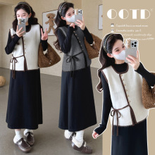 孕妇装2025秋冬新款韩版时尚潮妈气质马甲外套软糯加厚打底裙套装