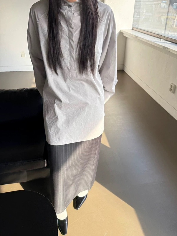 韓国東大門タープ色レディース2025春万能韓国風スタンドカラーゆったり半開襟シャツおしゃれ万能|undefined