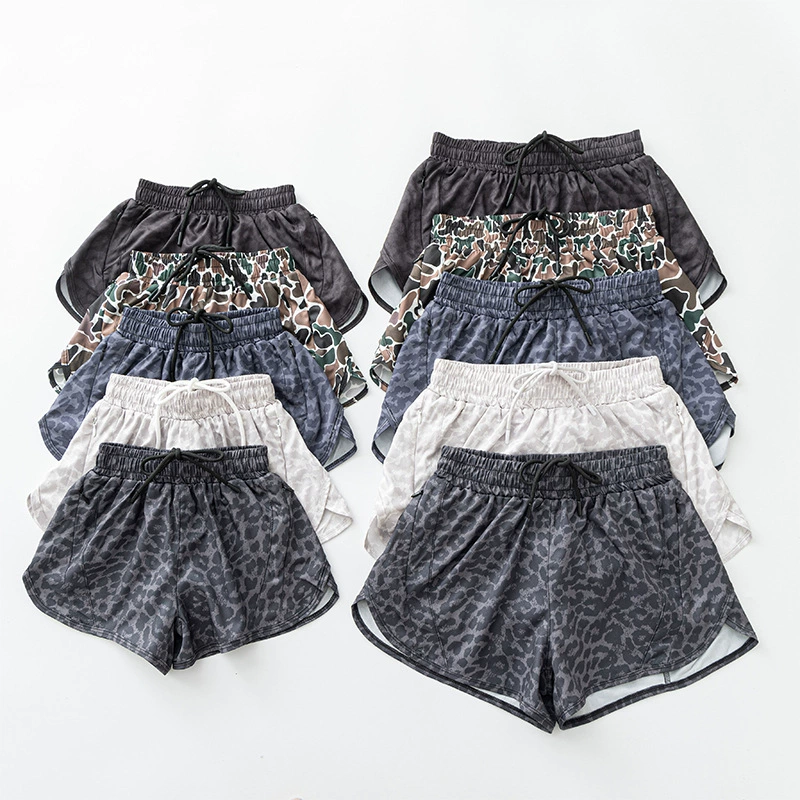 Европейские и американские внешнеторговые родительские спортивные шорты леопардовый камуфляж поддельные две антидюхие быстродушные эластичные фитнес-шорты