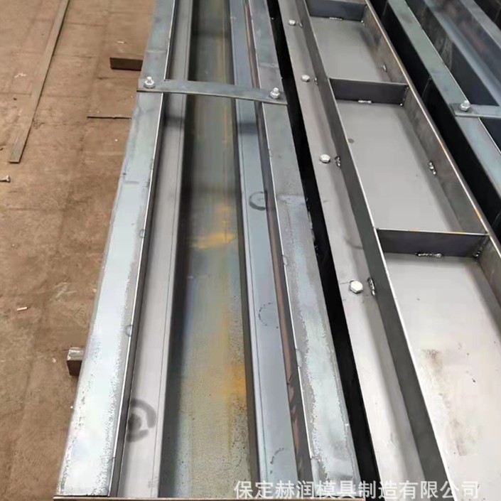 电网围墙模具墙板钢模后翻式模具预制围墙板模具 装配式围墙模具