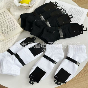 U��*�R12�p�\����H���m��ɫ�ڰ����e�����m��Ů���m���Ŀ�͎��m