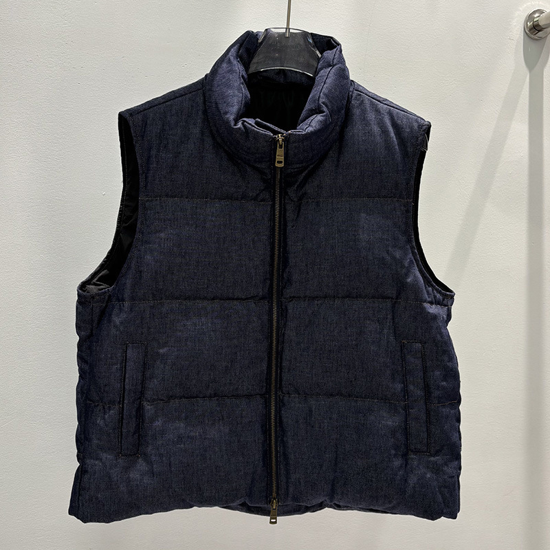 2025 Autumn and Winter New European Denim Thickeneded down Vest Women's Fashion Casual Stand Collar White Duck down Jacket Short Style