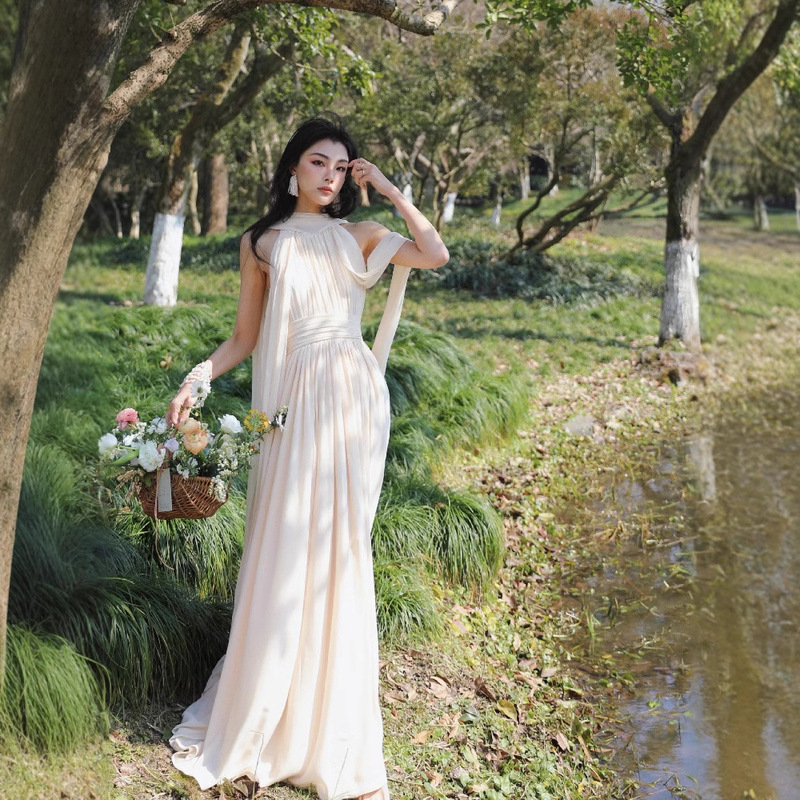 Halter dress summer new chiffon elegant waist slimming pleated design temperament fairy skirt