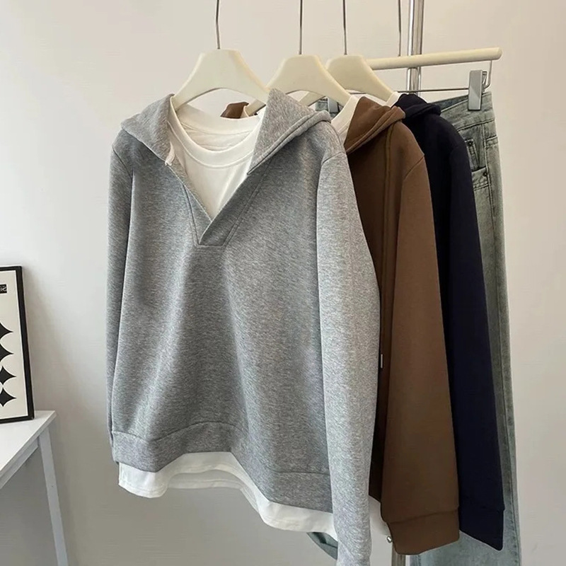 300kg spring and autumn plus size chubby girl loose age-reducing contrast color fake two-piece pullover hooded long sleeve sweater women